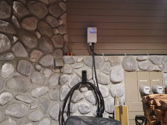 Whistler 4 Bedroom Accommodation - Chalet/House - #4409 Whistler 4 Bedroom Accommodation - Chalet/House - #4409