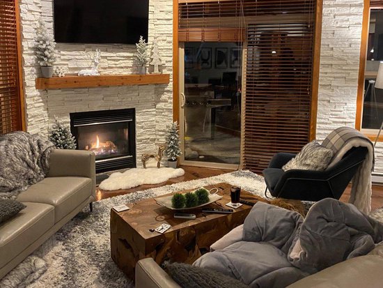 Big White 3 Bedroom Accommodation - Snowbird Lodge - #4410