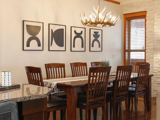 Big White 3 Bedroom Accommodation - Snowbird Lodge - #4410 Big White 3 Bedroom Accommodation - Snowbird Lodge - #4410