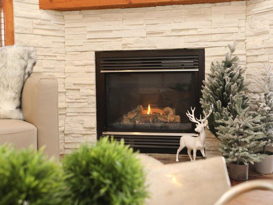 Big White 3 Bedroom Accommodation - Snowbird Lodge - #4410 Big White 3 Bedroom Accommodation - Snowbird Lodge - #4410
