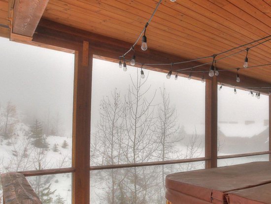 Big White 3 Bedroom Accommodation - Snowbird Lodge - #4410 Big White 3 Bedroom Accommodation - Snowbird Lodge - #4410