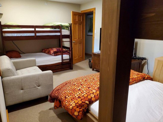 Whistler 3 Bedroom Accommodation - Villas - Wintergreen - #4415