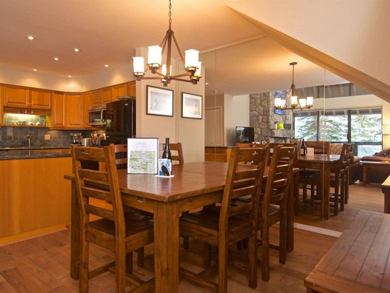 Whistler 3 Bedroom Accommodation - Villas - Wintergreen - #4415