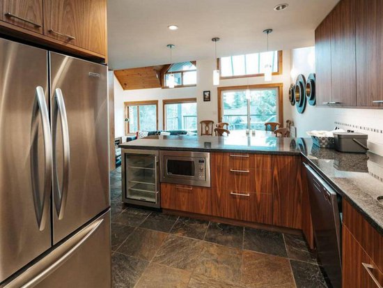 Whistler 4 Bedroom Accommodation - Cedar Ridge - #4417