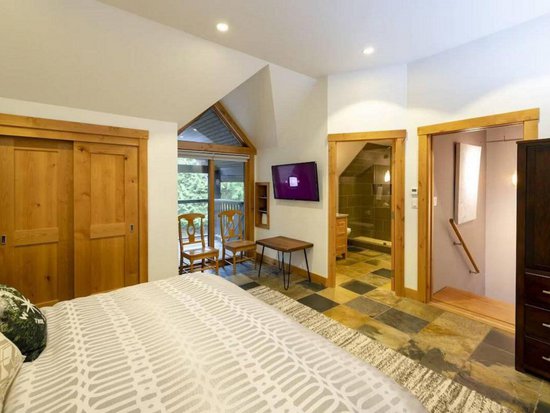 Whistler 4 Bedroom Accommodation - Cedar Ridge - #4417