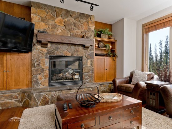 Big White 3 Bedroom Accommodation - Southpoint - #4423