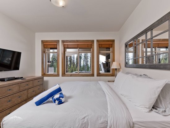 Big White 3 Bedroom Accommodation - Southpoint - #4423