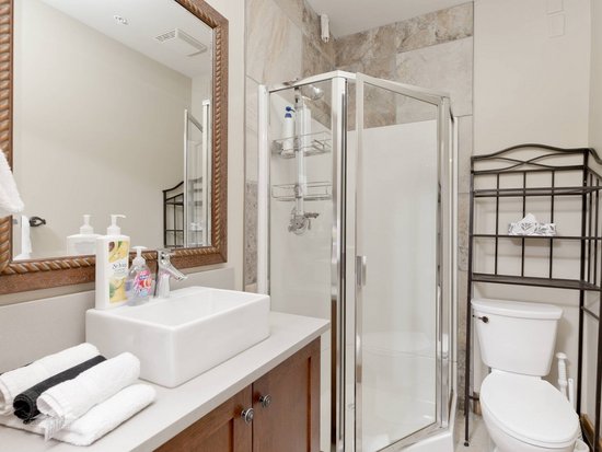 Big White 3 Bedroom Accommodation - Southpoint - #4423