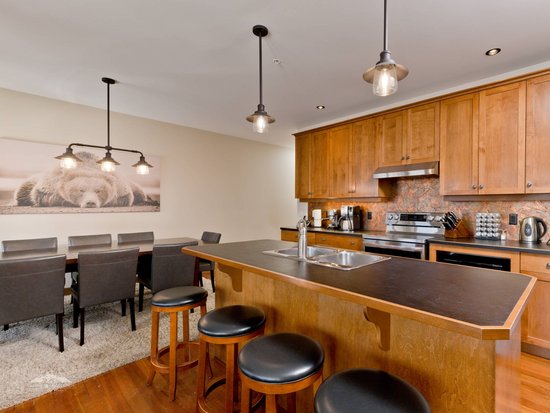 Big White 3 Bedroom Accommodation - Southpoint - #4423