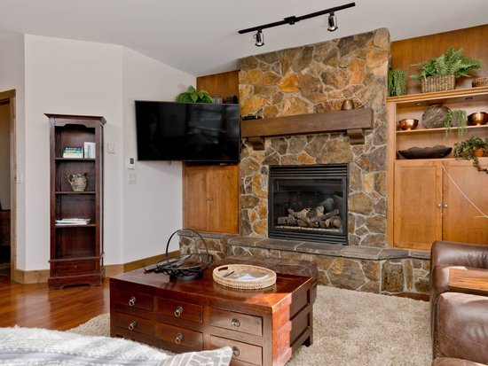 Big White 3 Bedroom Accommodation - Southpoint - #4423