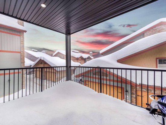 Big White 3 Bedroom Accommodation - Spyglass - #4430