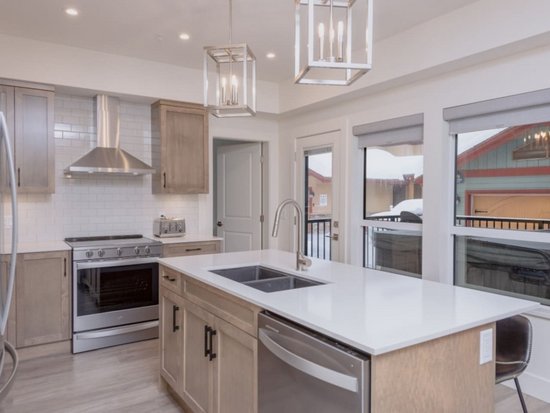 Big White 3 Bedroom Accommodation - Spyglass - #4431