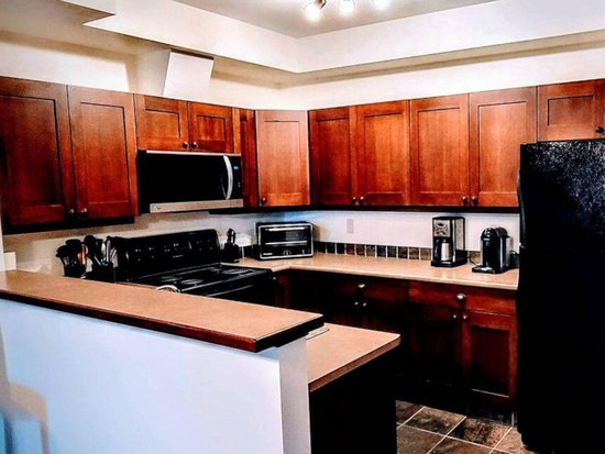 Sun Peaks 2 Bedroom Accommodation - Stone's Throw - #4433 Sun Peaks 2 Bedroom Accommodation - Stone's Throw - #4433