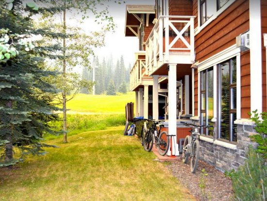 Sun Peaks 2 Bedroom Accommodation - Stone's Throw - #4433 Sun Peaks 2 Bedroom Accommodation - Stone's Throw - #4433