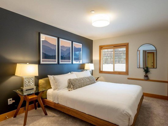 Whistler 11 Bedroom Accommodation - Alta Vista 1 - #4439 Whistler 11 Bedroom Accommodation - Alta Vista 1 - #4439