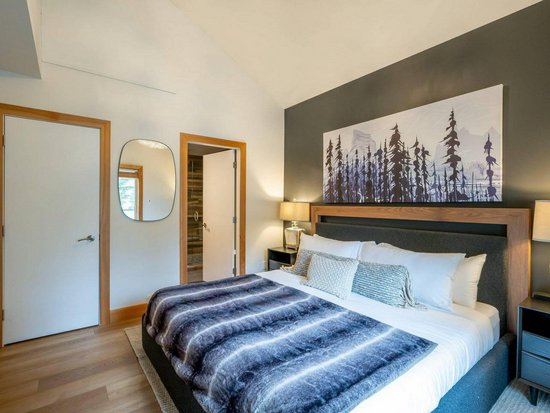 Whistler 11 Bedroom Accommodation - Alta Vista 1 - #4439 Whistler 11 Bedroom Accommodation - Alta Vista 1 - #4439