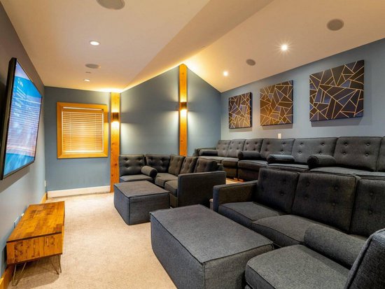 Whistler 11 Bedroom Accommodation - Alta Vista 1 - #4439 Whistler 11 Bedroom Accommodation - Alta Vista 1 - #4439