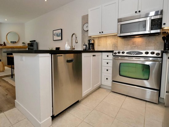 Whistler 2 Bedroom Accommodation - Marketplace Lodge - #4452 Whistler 2 Bedroom Accommodation - Marketplace Lodge - #4452