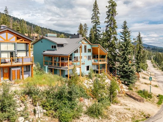 Big White 3 Bedroom Accommodation - Chalet/House - #4456