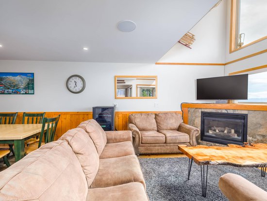 Big White 3 Bedroom Accommodation - Chalet/House - #4456