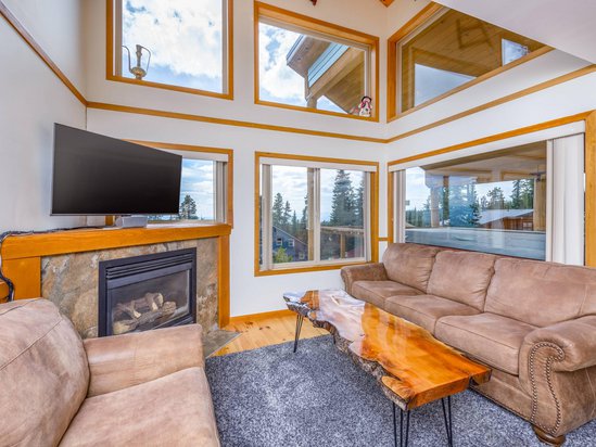 Big White 3 Bedroom Accommodation - Chalet/House - #4456