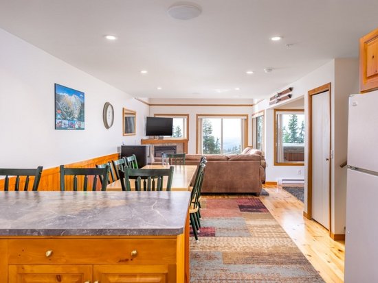 Big White 3 Bedroom Accommodation - Chalet/House - #4456