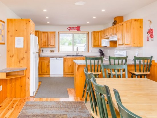 Big White 3 Bedroom Accommodation - Chalet/House - #4456