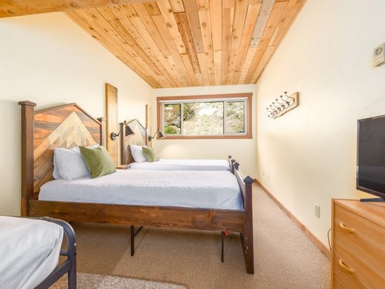 Big White 3 Bedroom Accommodation - Moguls - #4467