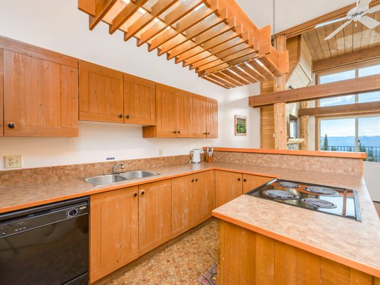 Big White 3 Bedroom Accommodation - Moguls - #4467