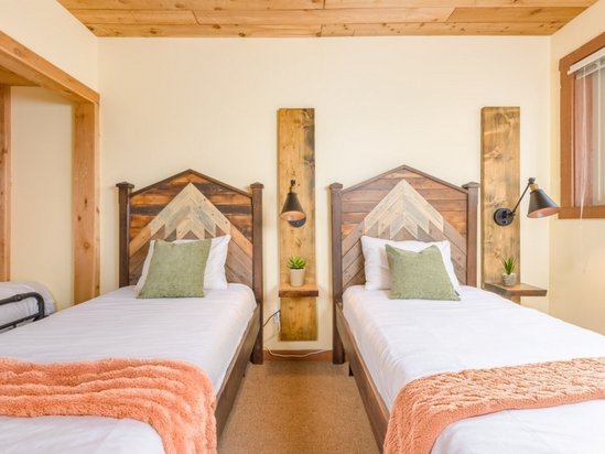 Big White 3 Bedroom Accommodation - Moguls - #4467