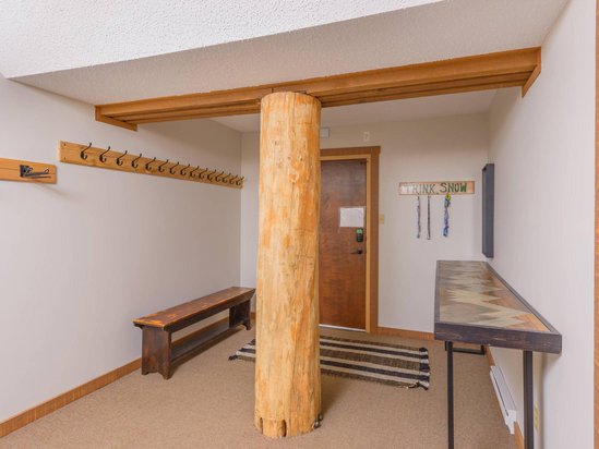 Big White 3 Bedroom Accommodation - Moguls - #4467