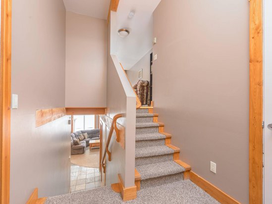 Big White 2 Bedroom Accommodation - Snow Pine Estates - #4468