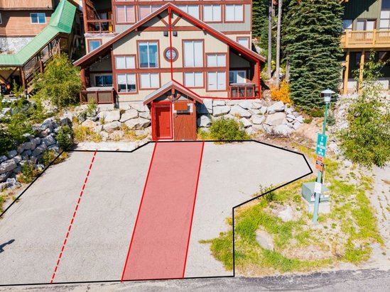 Big White 2 Bedroom Accommodation - Snow Pine Estates - #4468