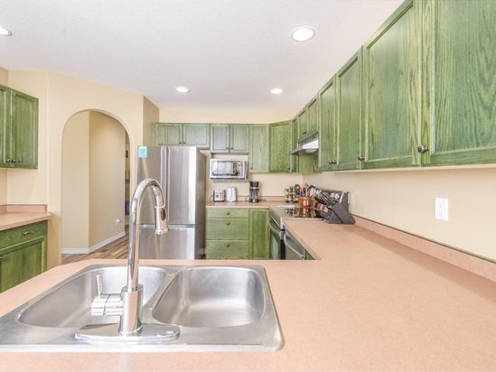 Big White 4 Bedroom Accommodation - Snow Pine Estates - #4469