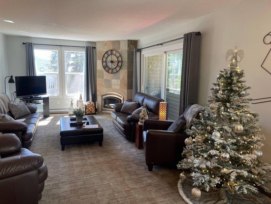 Big White 2 Bedroom Accommodation - Ponderosa - #4470 Big White 2 Bedroom Accommodation - Ponderosa - #4470