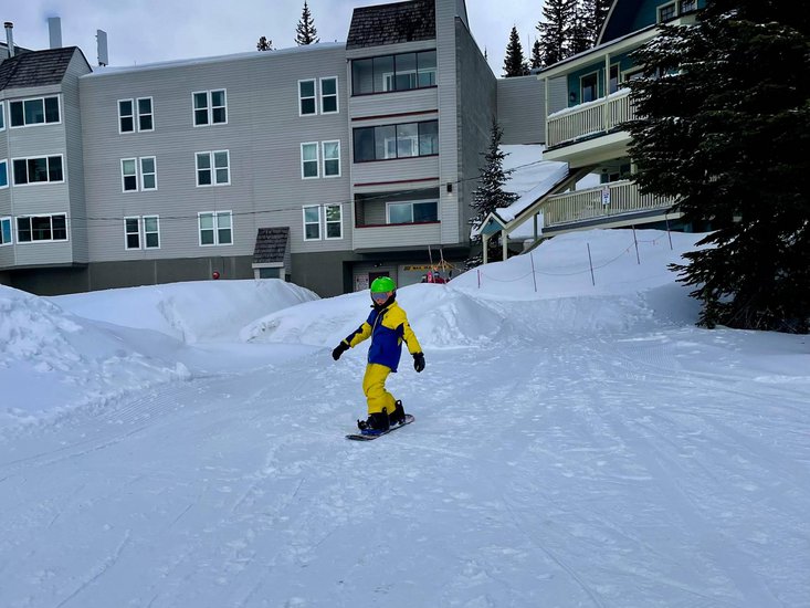 Big White 2 Bedroom Accommodation - Ponderosa - #4470 Big White 2 Bedroom Accommodation - Ponderosa - #4470