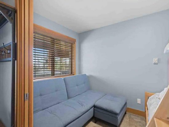Big White 2 Bedroom Accommodation - Whitetail - #4471 Big White 2 Bedroom Accommodation - Whitetail - #4471