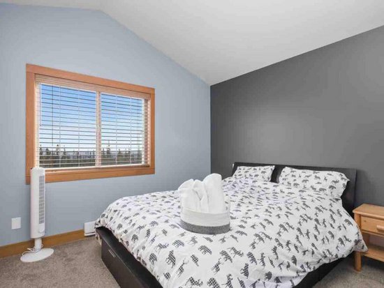 Big White 2 Bedroom Accommodation - Whitetail - #4471 Big White 2 Bedroom Accommodation - Whitetail - #4471