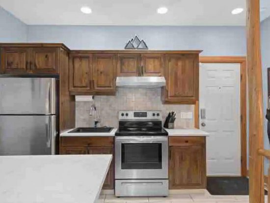 Big White 2 Bedroom Accommodation - Whitetail - #4471 Big White 2 Bedroom Accommodation - Whitetail - #4471