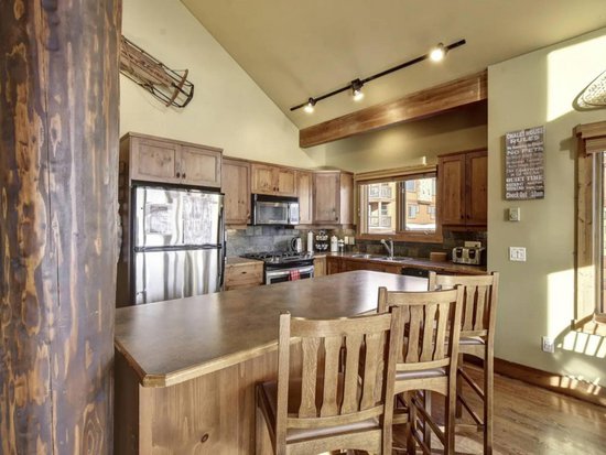 Big White 3 Bedroom Accommodation - Forest Ln Estates - #4473