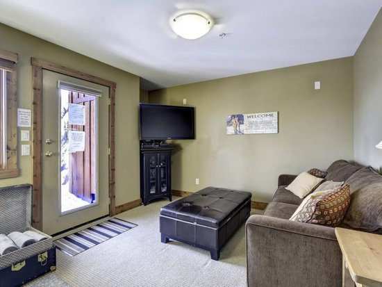 Big White 3 Bedroom Accommodation - Forest Ln Estates - #4473