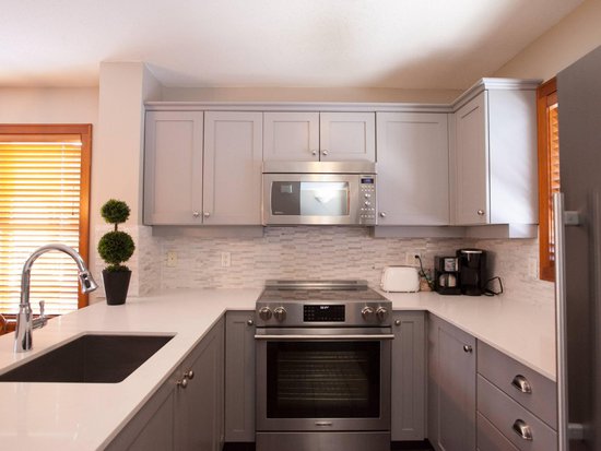 Whistler 3 Bedroom Accommodation - Treeline - #4474