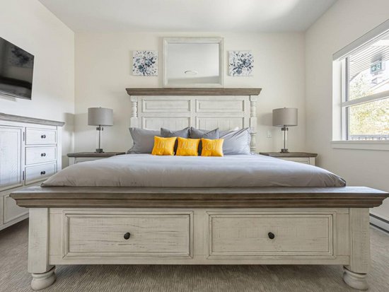 Big White 3 Bedroom Accommodation - Spyglass - #4484