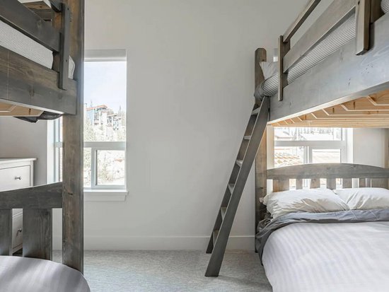 Big White 3 Bedroom Accommodation - Spyglass - #4485