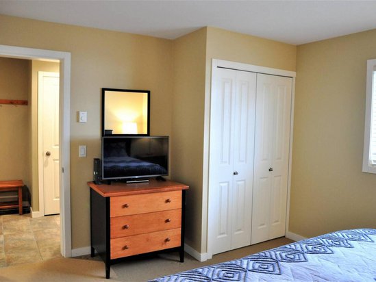 Big White 3 Bedroom Accommodation - Trappers' Crossing - #4486