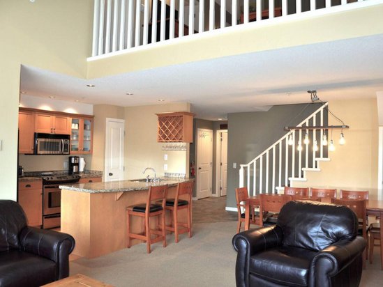 Big White 3 Bedroom Accommodation - Trappers' Crossing - #4486