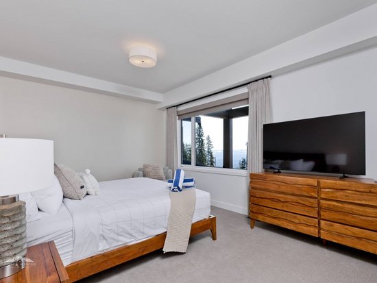 Big White 4 Bedroom Accommodation - Frosty Pines - #4504