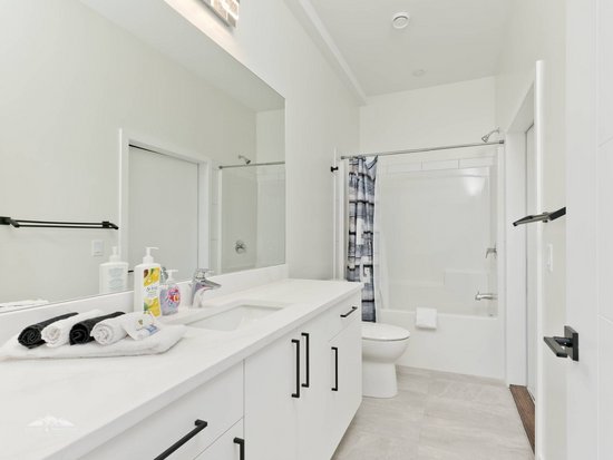 Big White 4 Bedroom Accommodation - Frosty Pines - #4504