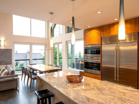 Whistler 8 Bedroom Accommodation - Cedar Ridge - #4506 Whistler 8 Bedroom Accommodation - Cedar Ridge - #4506