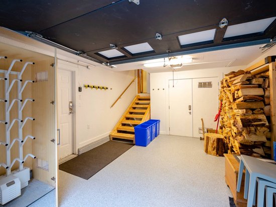 Whistler 8 Bedroom Accommodation - Cedar Ridge - #4506 Whistler 8 Bedroom Accommodation - Cedar Ridge - #4506